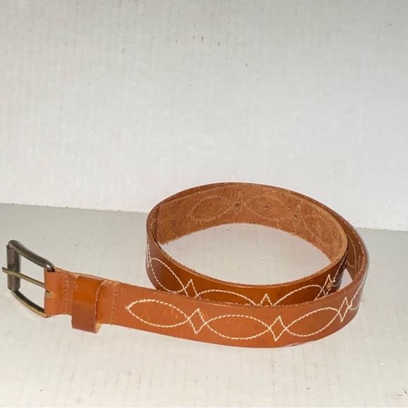 Vintage Brown Genuine Leather Western Belt with White Gunslinger Stitching - Picture 11 of 11